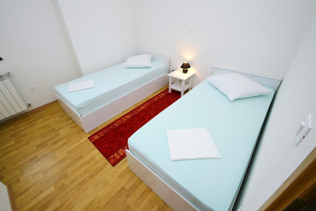 Apartments Rajic بوريتش الغرفة الصورة