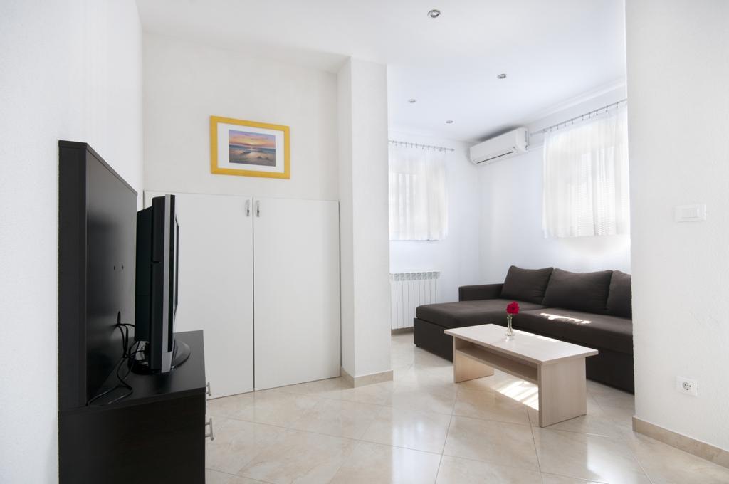 Apartments Rajic بوريتش الغرفة الصورة
