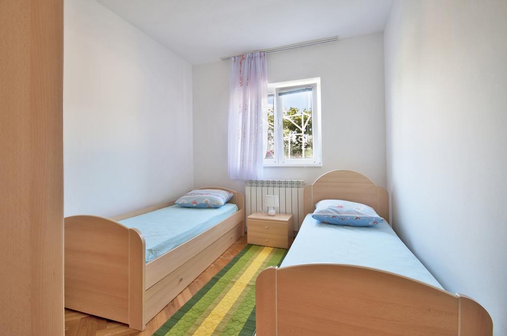 Apartments Rajic بوريتش الغرفة الصورة