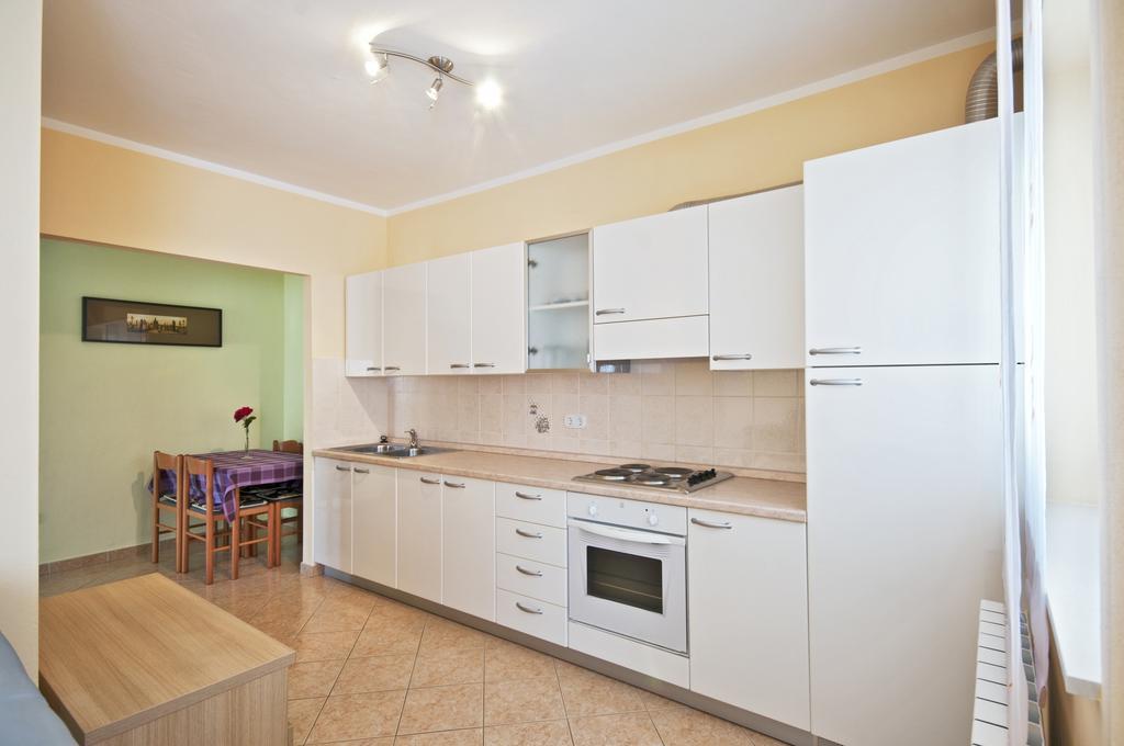 Apartments Rajic بوريتش الغرفة الصورة